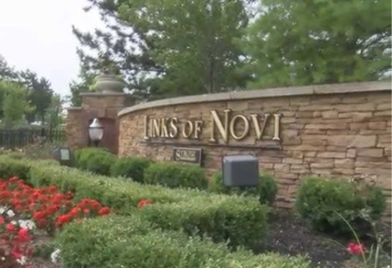 Links of Novi - Large